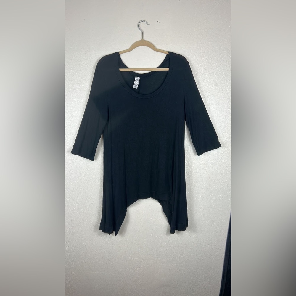 2 B Together M Tunic Pullover Top Woman’s Black Loose Fit 3/4 Sleeve
